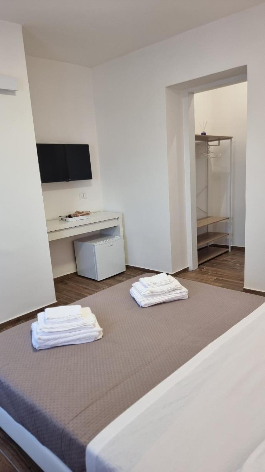 Bed and Breakfast Fly Napoli Экстерьер фото