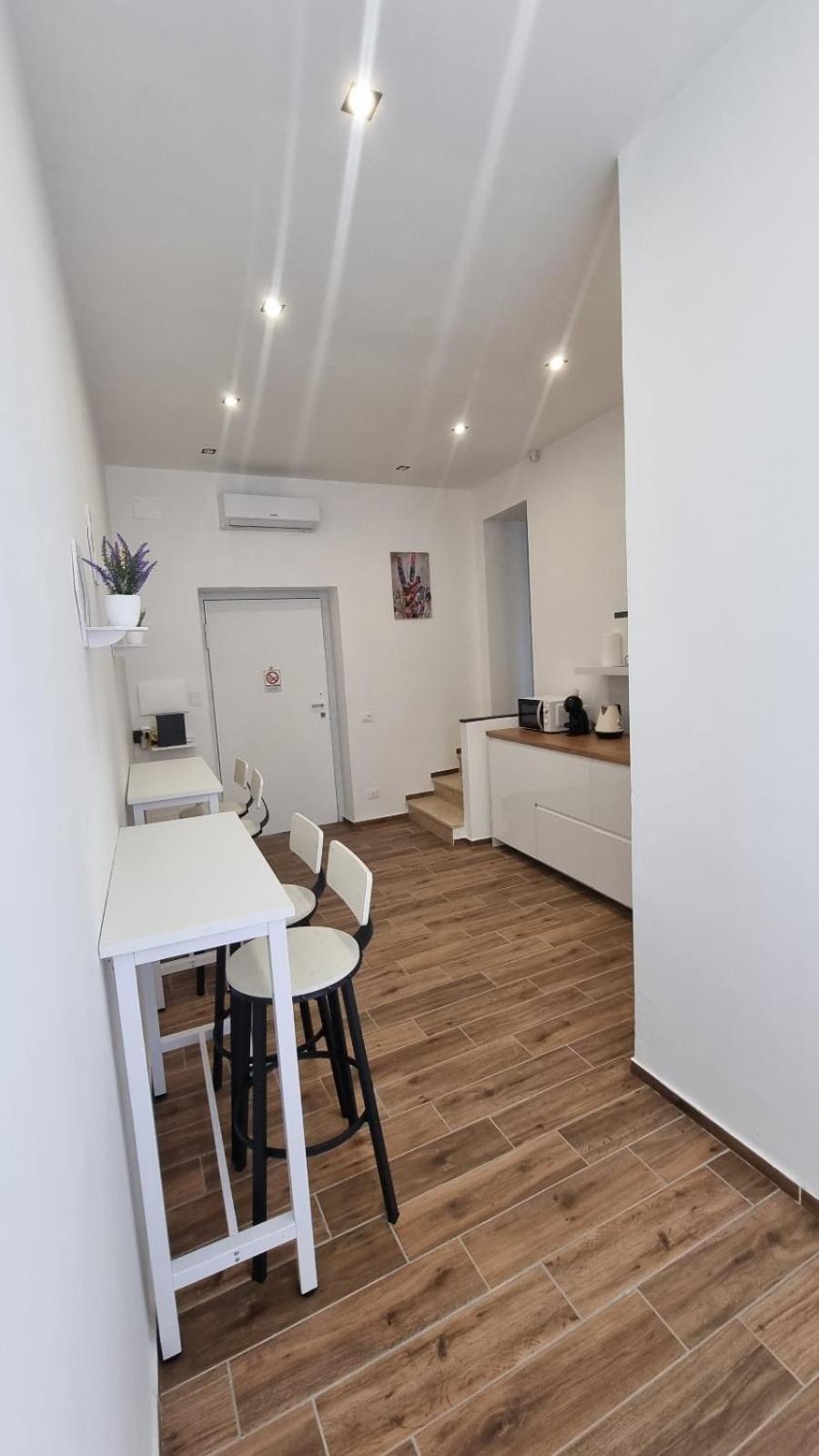 Bed and Breakfast Fly Napoli Экстерьер фото